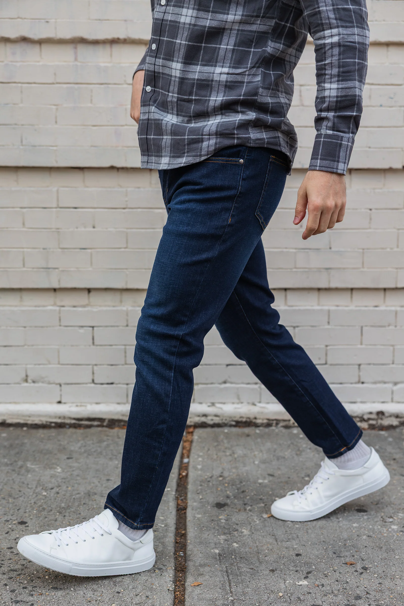 Core Extra Stretch Jeans Dark Wash - Image 11
