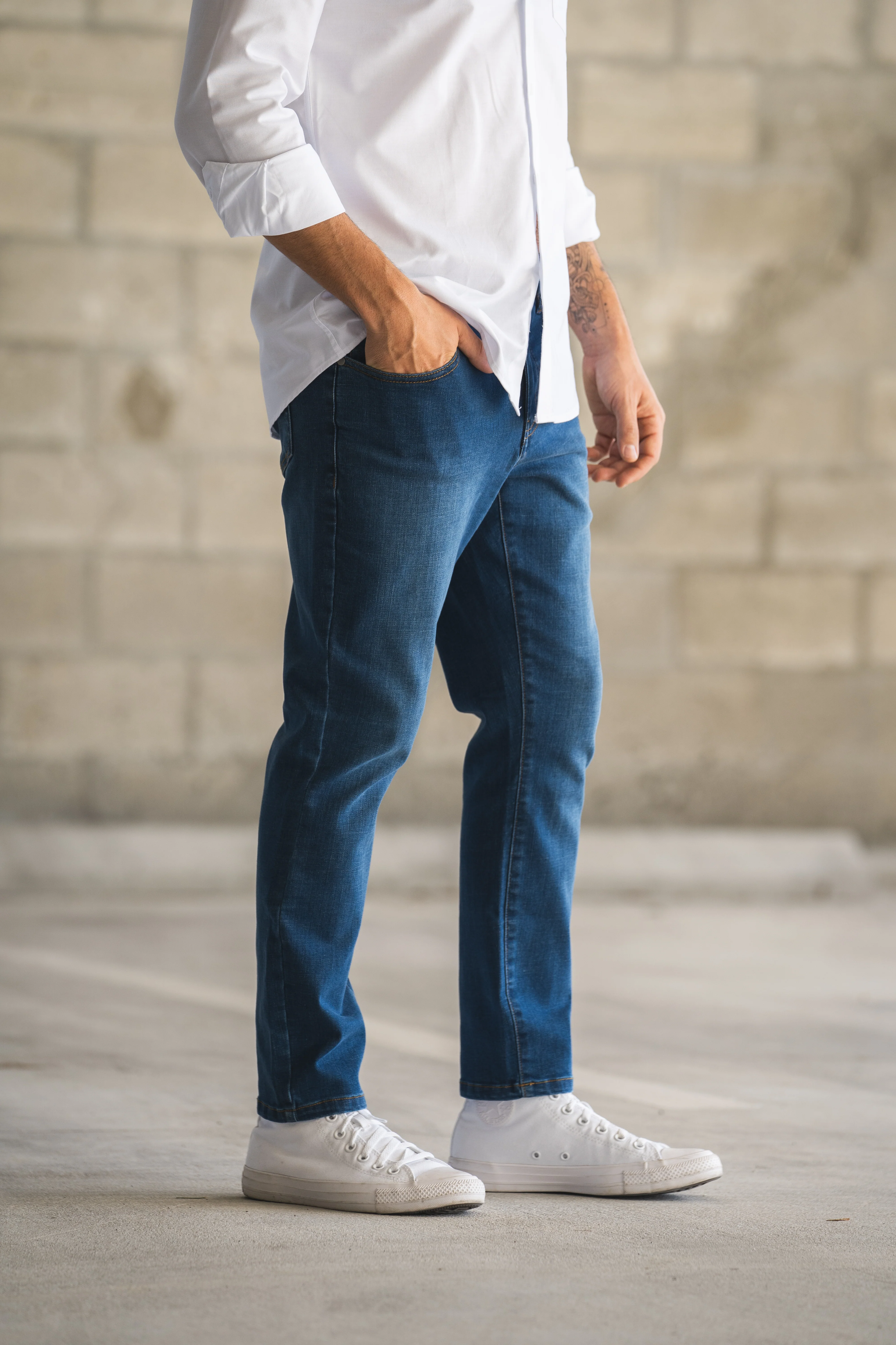 Core Extra Stretch Jeans Medium Wash - Image 11