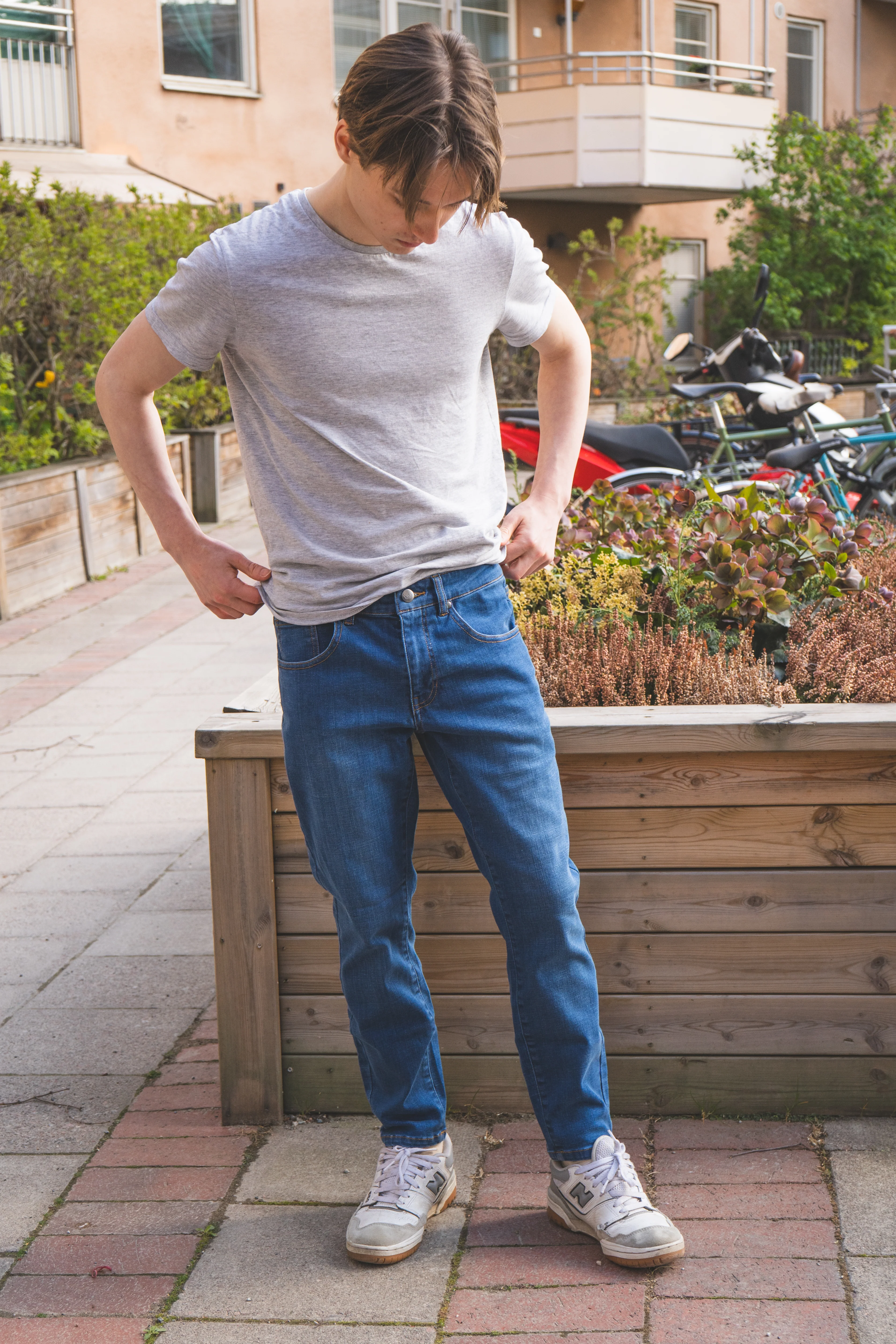 Core Extra Stretch Jeans Medium Wash - Image 14