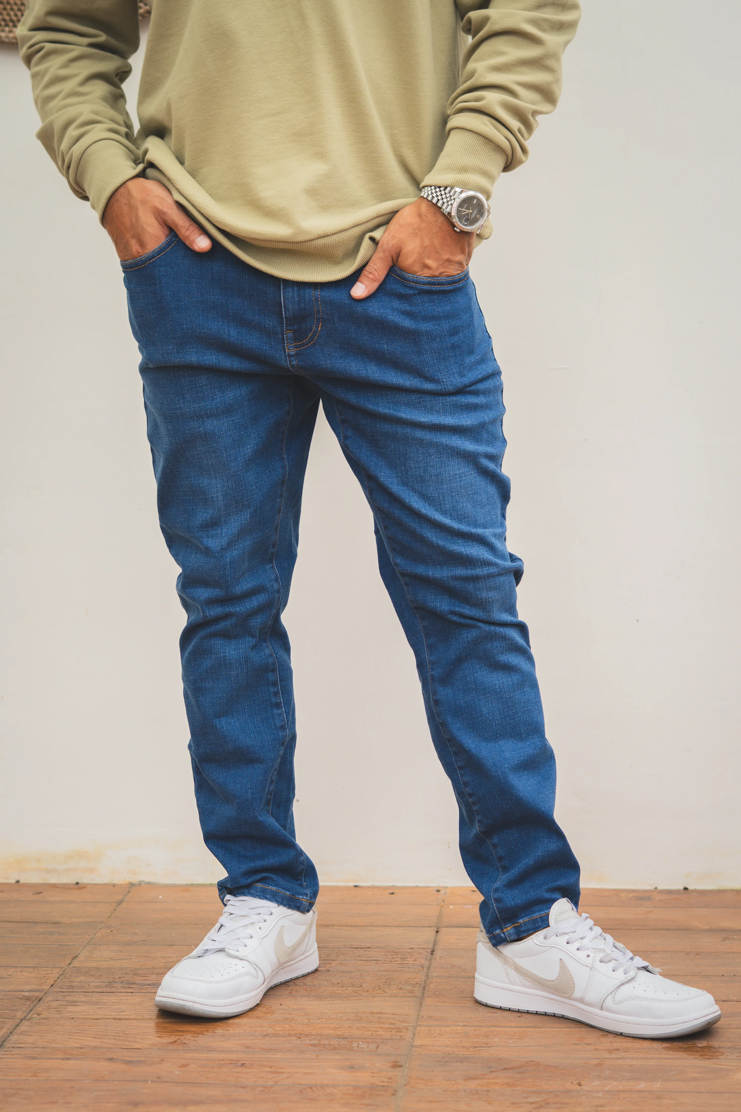 Core Extra Stretch Jeans Medium Wash - Image 9