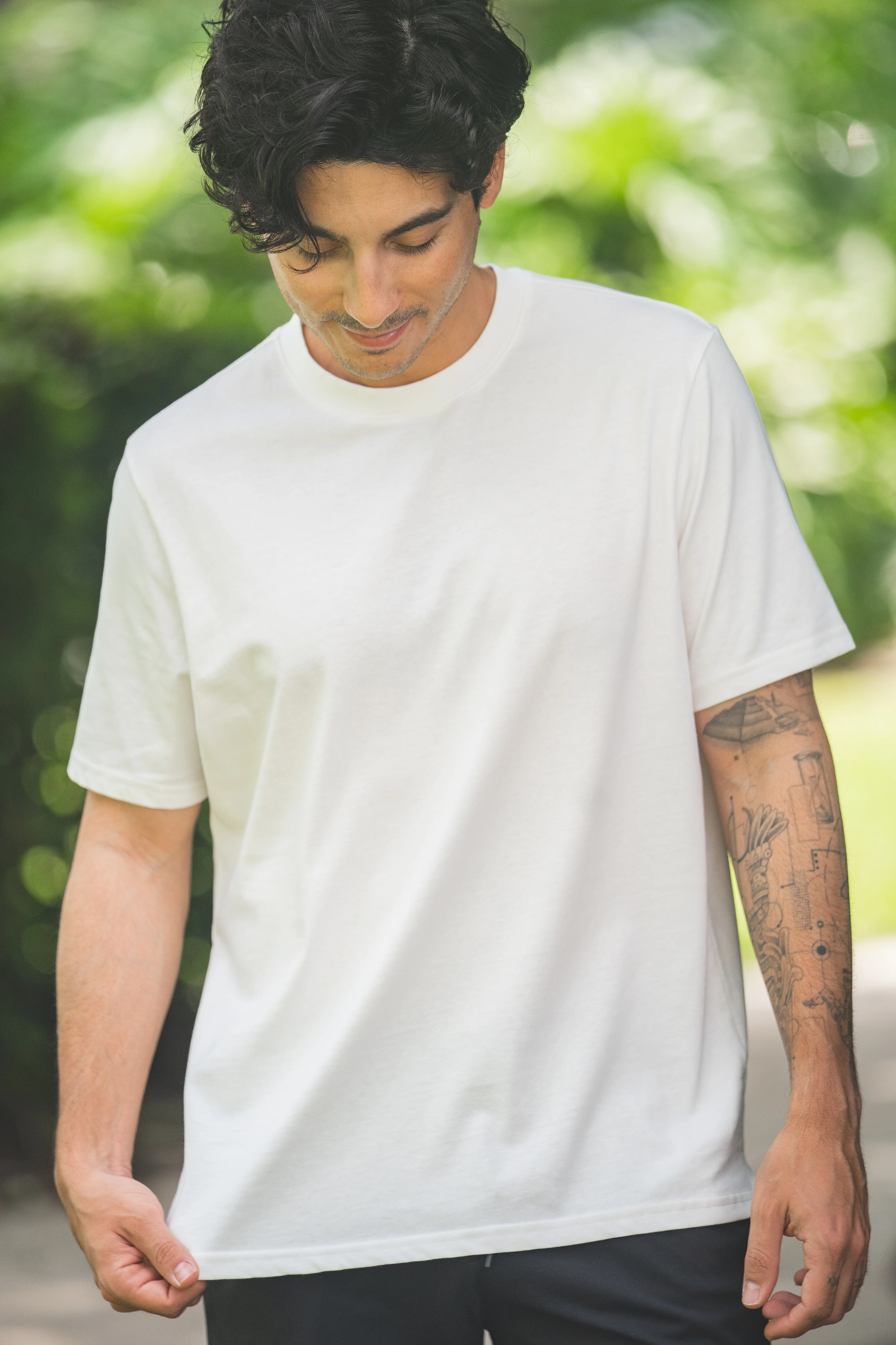 Core T-Shirt Regular Fit White - Image 13