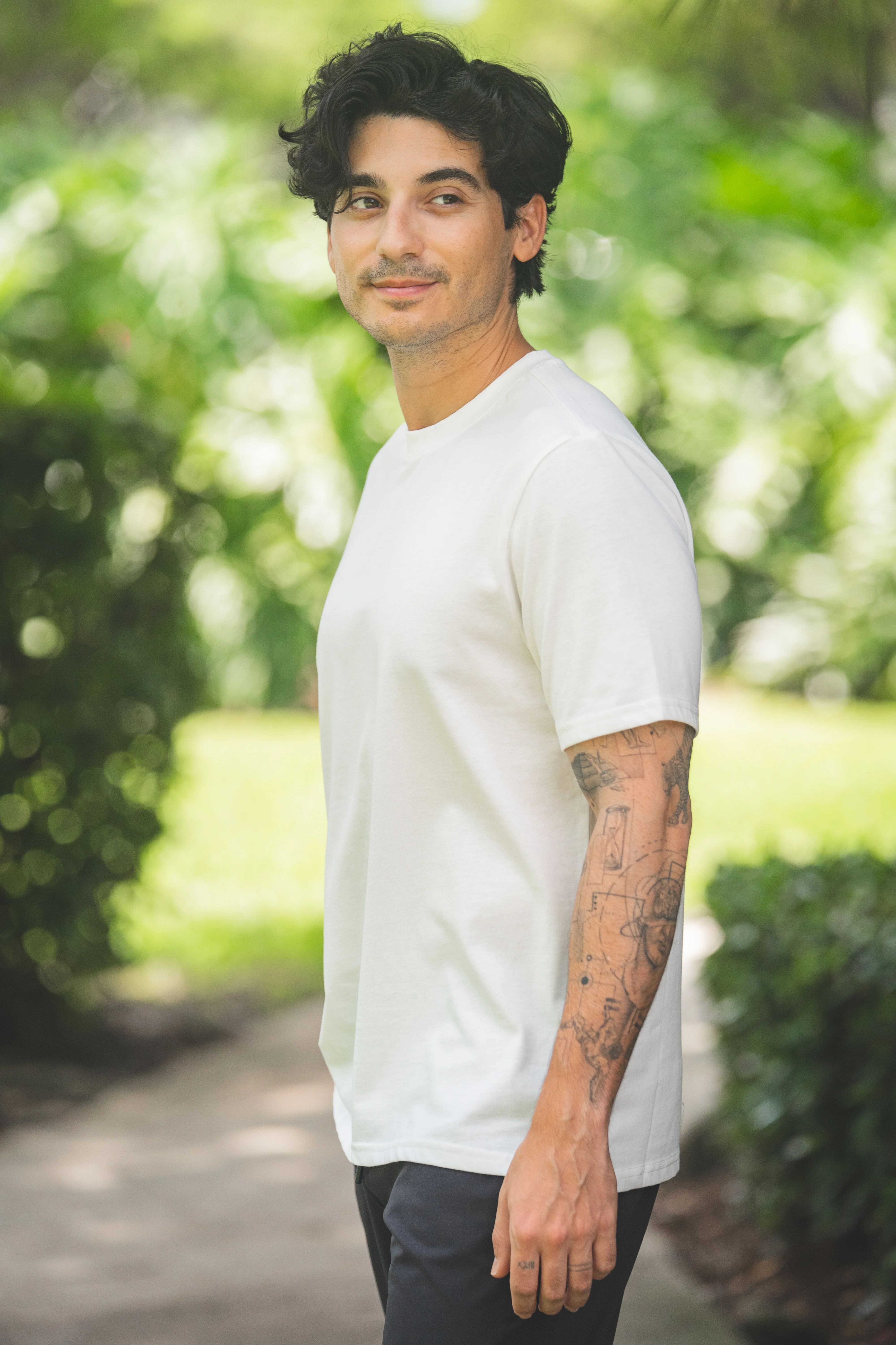 Core T-Shirt Regular Fit White - Image 17
