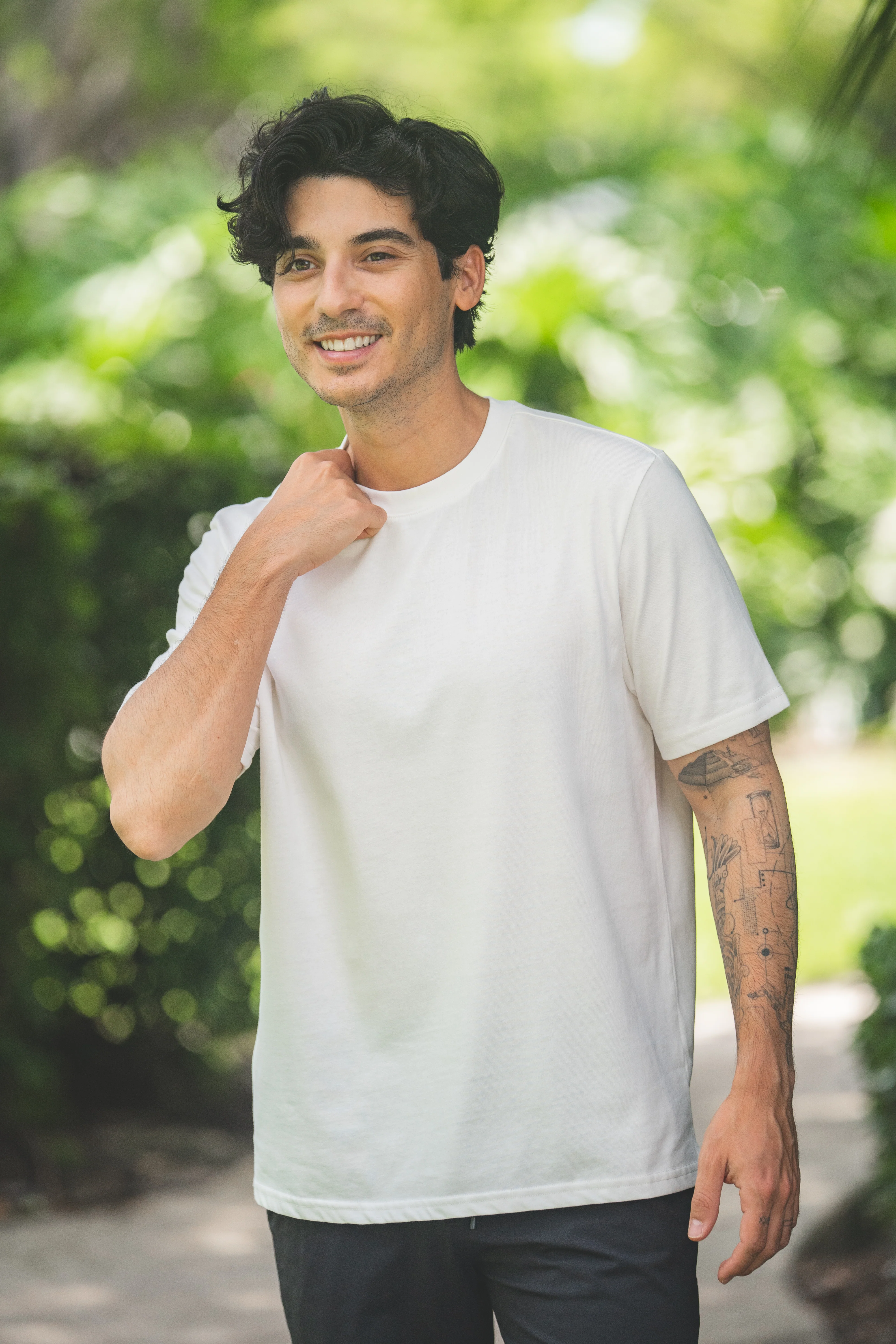 Core T-Shirt Regular Fit White - Image 18