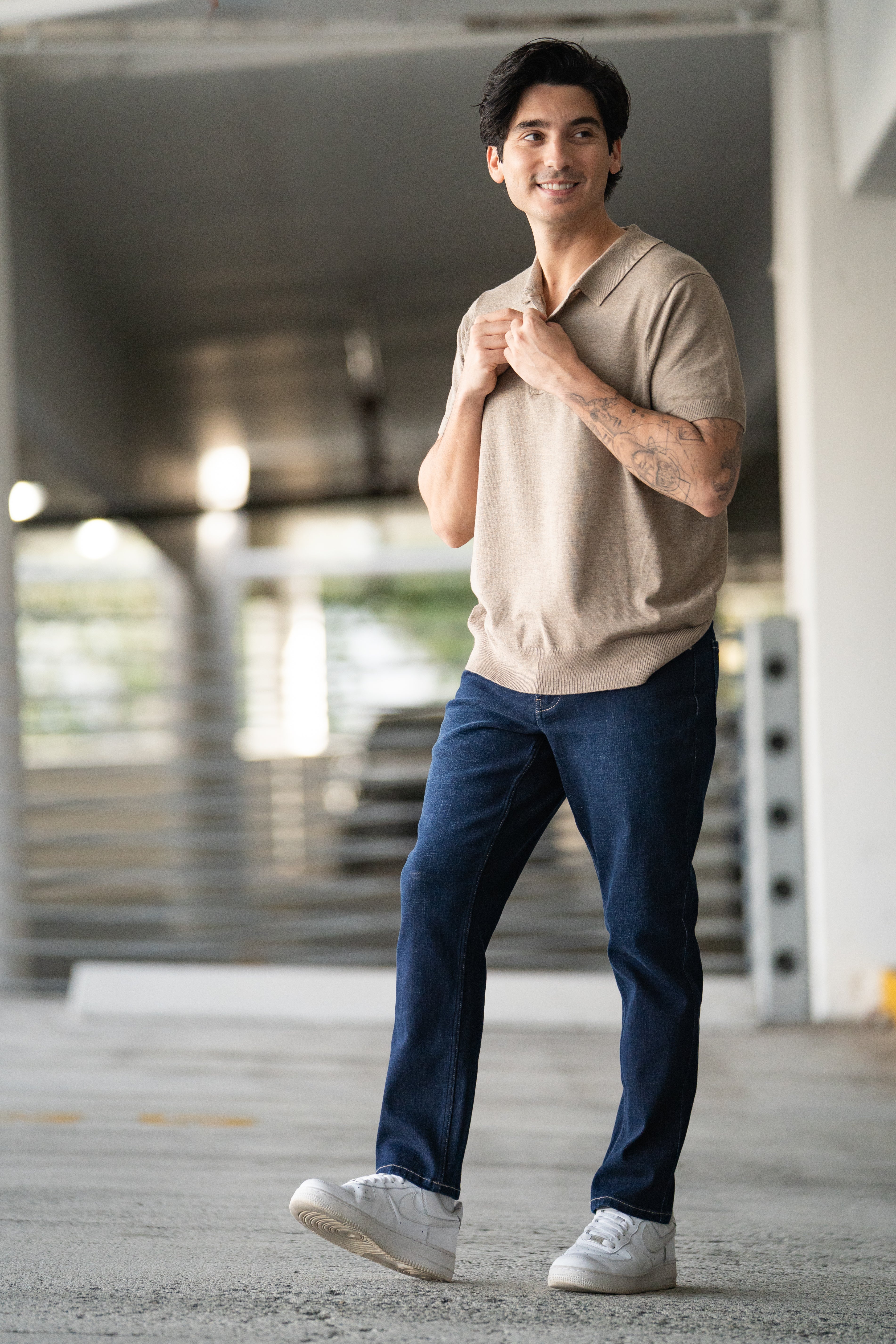 Straight Fit Stretch Jeans Dark Wash - Image 3